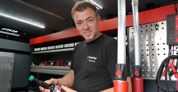 Portræt af specialist i bilindretning, aircondition og additiver
